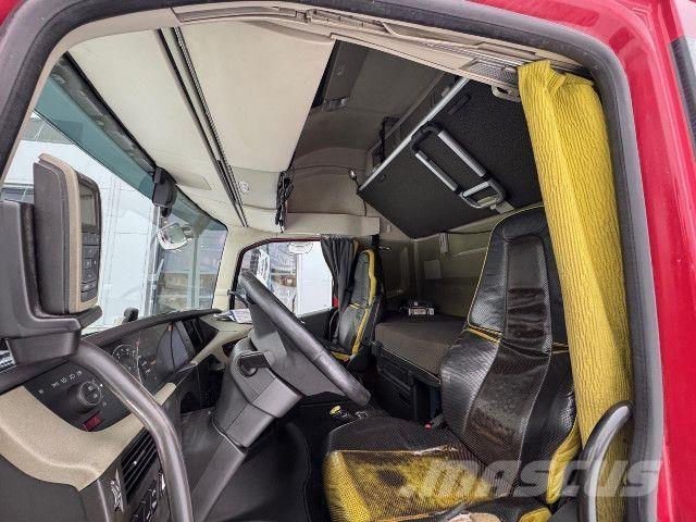 Volvo FH16 Truck Tractor Units