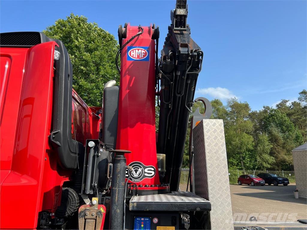 DAF CF 480 FAX 8x2*6 Demountable trucks