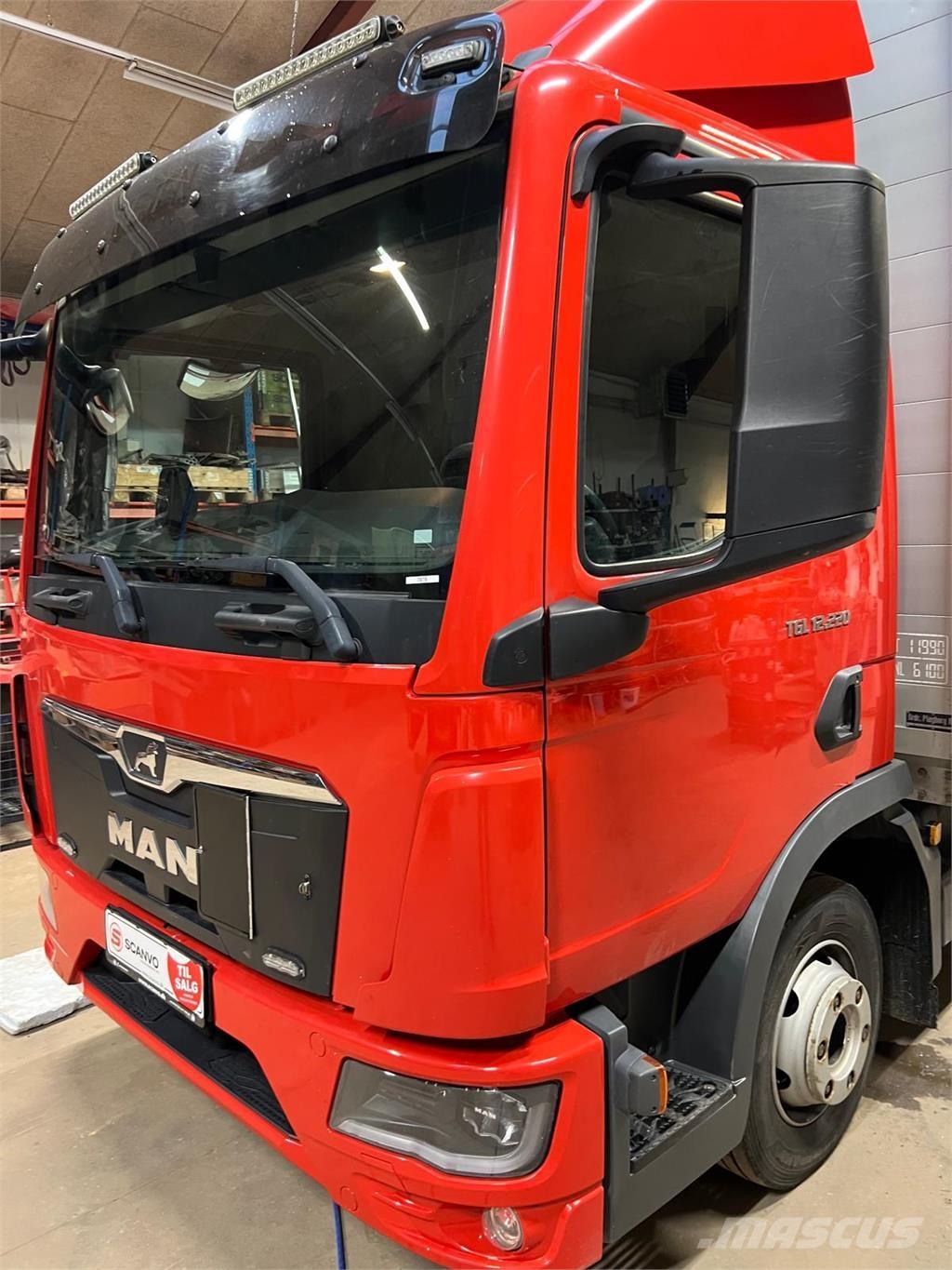 MAN TGL 12-220 BL Tautliner/curtainside trucks