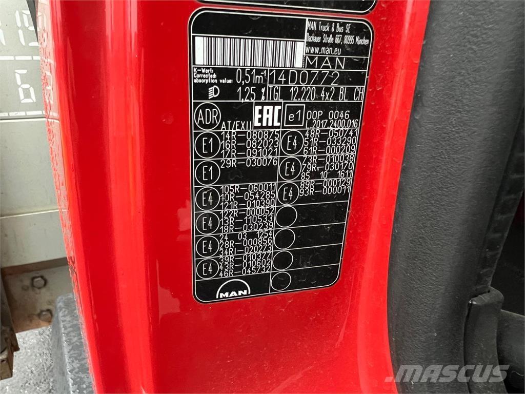 MAN TGL 12-220 BL Tautliner/curtainside trucks