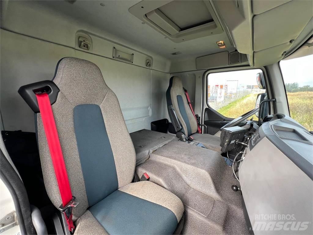 Volvo FE320 6x2*4 Van Body Trucks