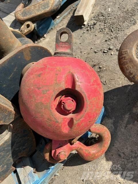  Unknown Crane spares & accessories