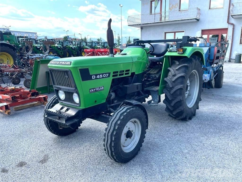 Deutz-Fahr D 45 07 Tractors