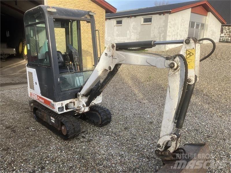 Bobcat x320 Mini excavators < 7t