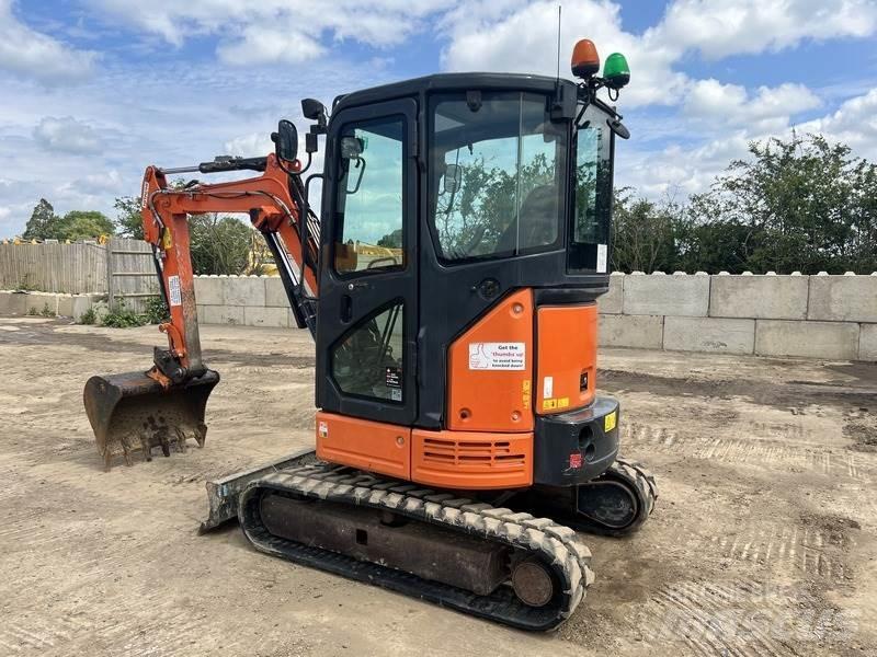 Hitachi ZX26U-5A CR Mini excavators < 7t