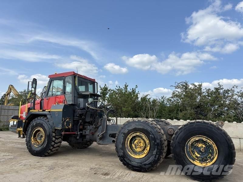 Komatsu HM300-1 Articulated Haulers