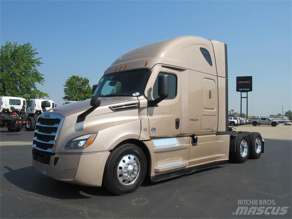 Freightliner CA126SLP Truck Tractor Units