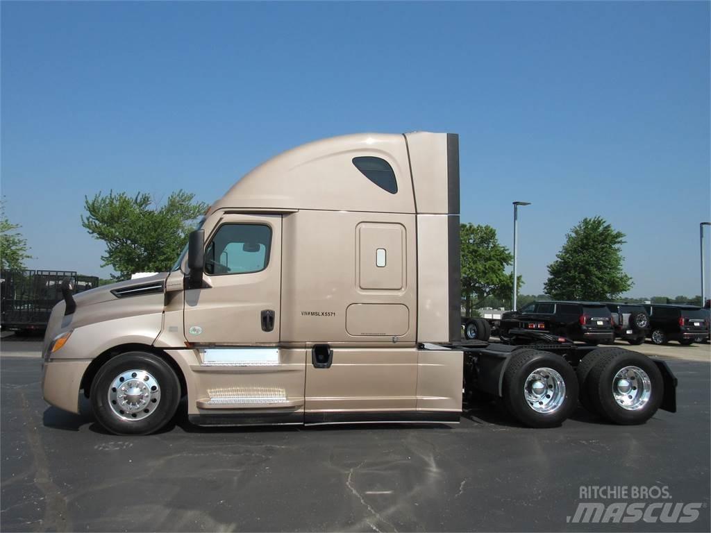 Freightliner CA126SLP Truck Tractor Units