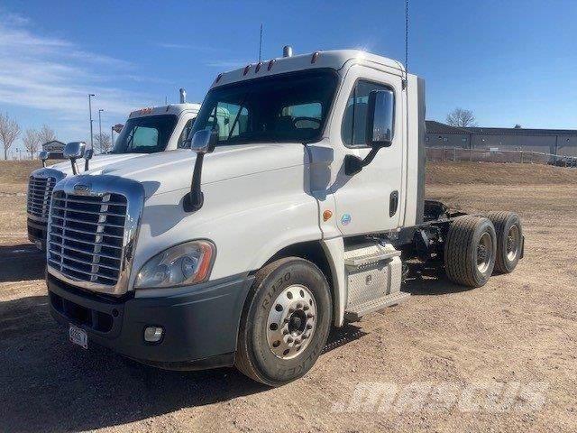 Freightliner Cascadia Truck Tractor Units