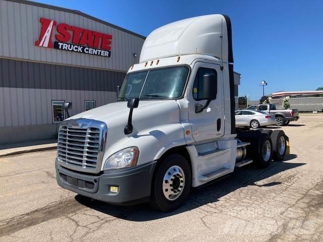 Freightliner Cascadia Truck Tractor Units