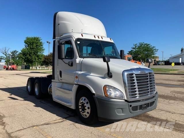 Freightliner Cascadia Truck Tractor Units