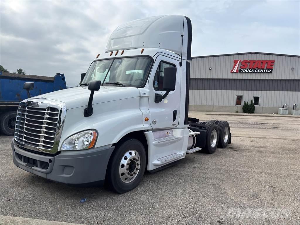 Freightliner Cascadia Truck Tractor Units