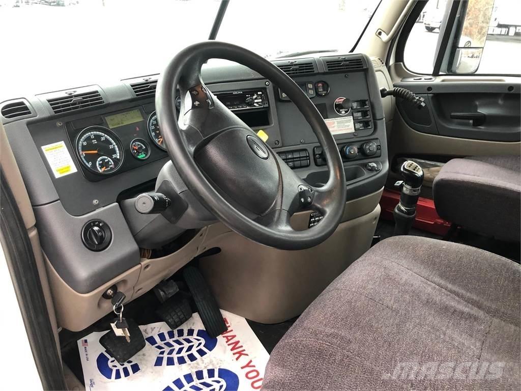 Freightliner Cascadia Truck Tractor Units