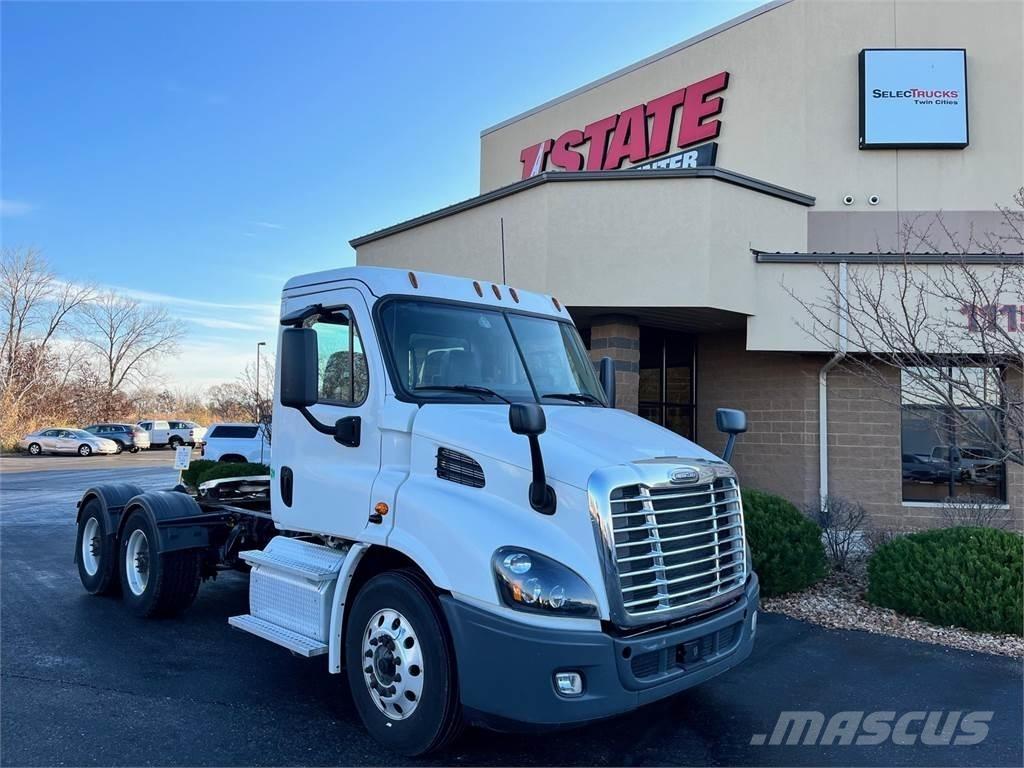 Freightliner Cascadia Truck Tractor Units