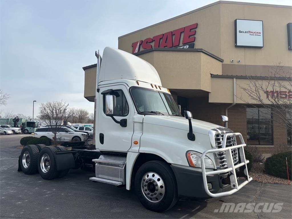 Freightliner Cascadia Truck Tractor Units