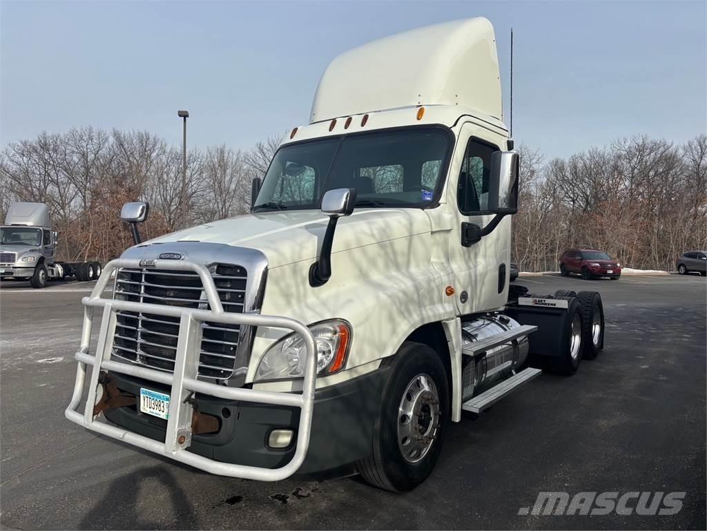 Freightliner Cascadia Truck Tractor Units