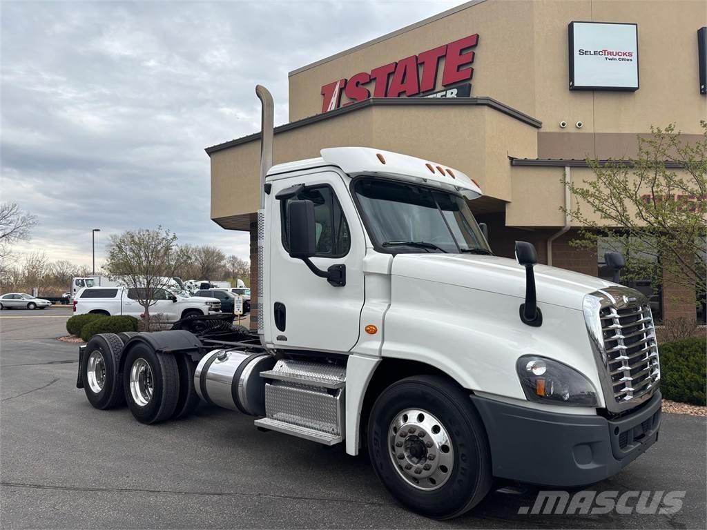 Freightliner Cascadia Truck Tractor Units