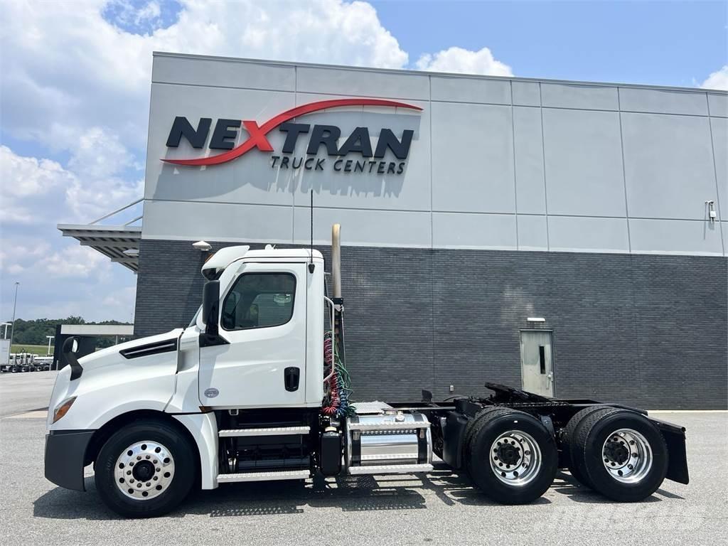 Freightliner Cascadia Truck Tractor Units