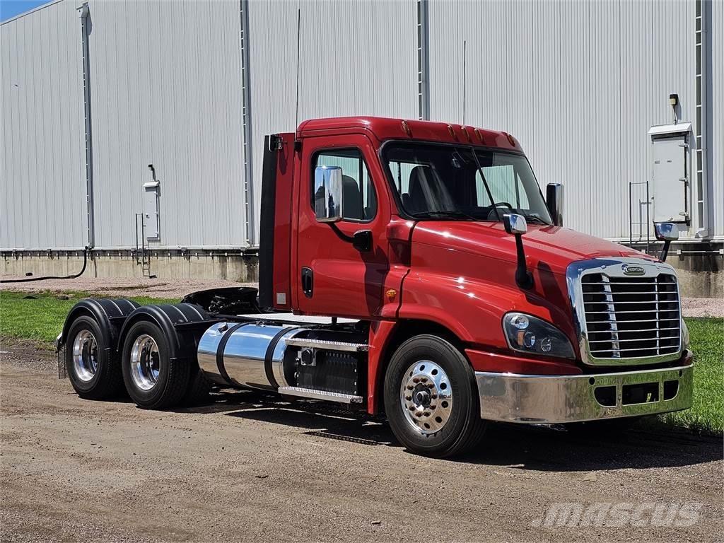 Freightliner Cascadia Truck Tractor Units