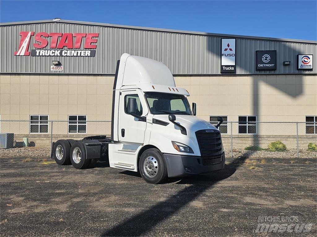 Freightliner PE116 Truck Tractor Units