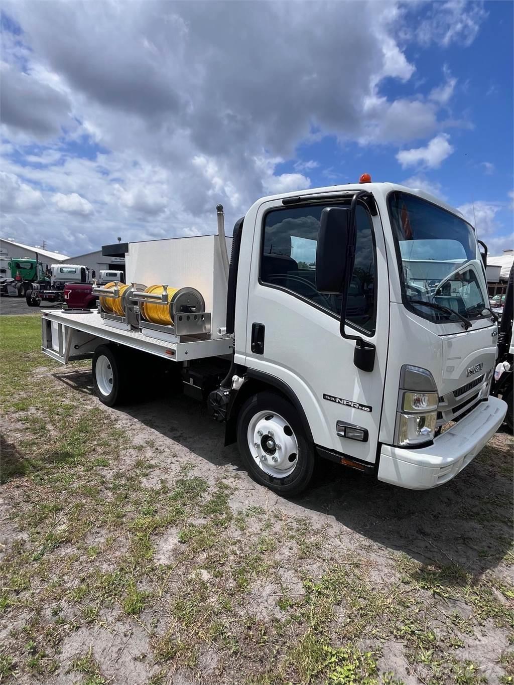 Isuzu NPR-1F104 Chassis Cab trucks