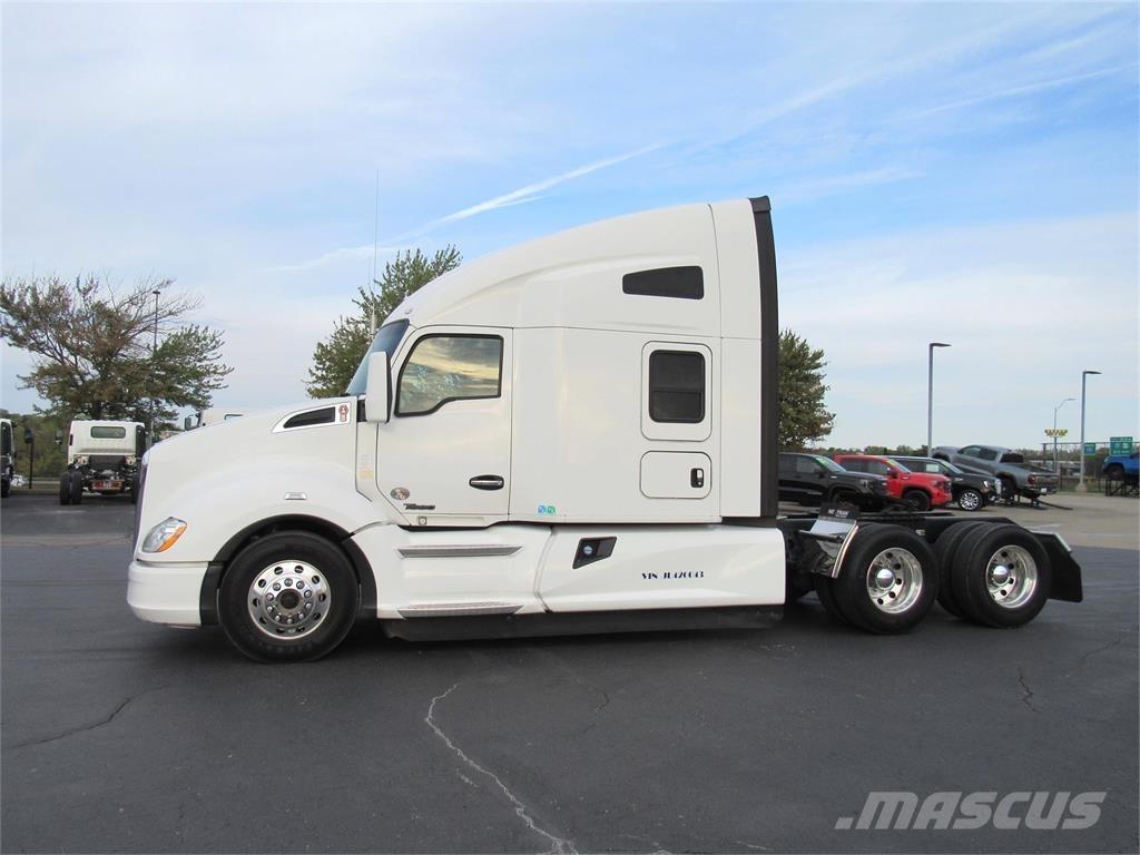 Kenworth T680 Truck Tractor Units
