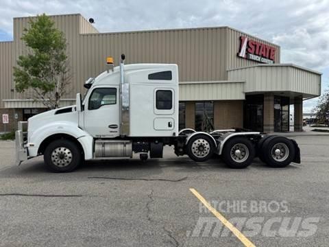 Kenworth T880 Truck Tractor Units