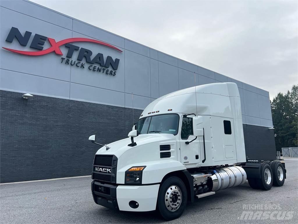 Mack AN64T Truck Tractor Units
