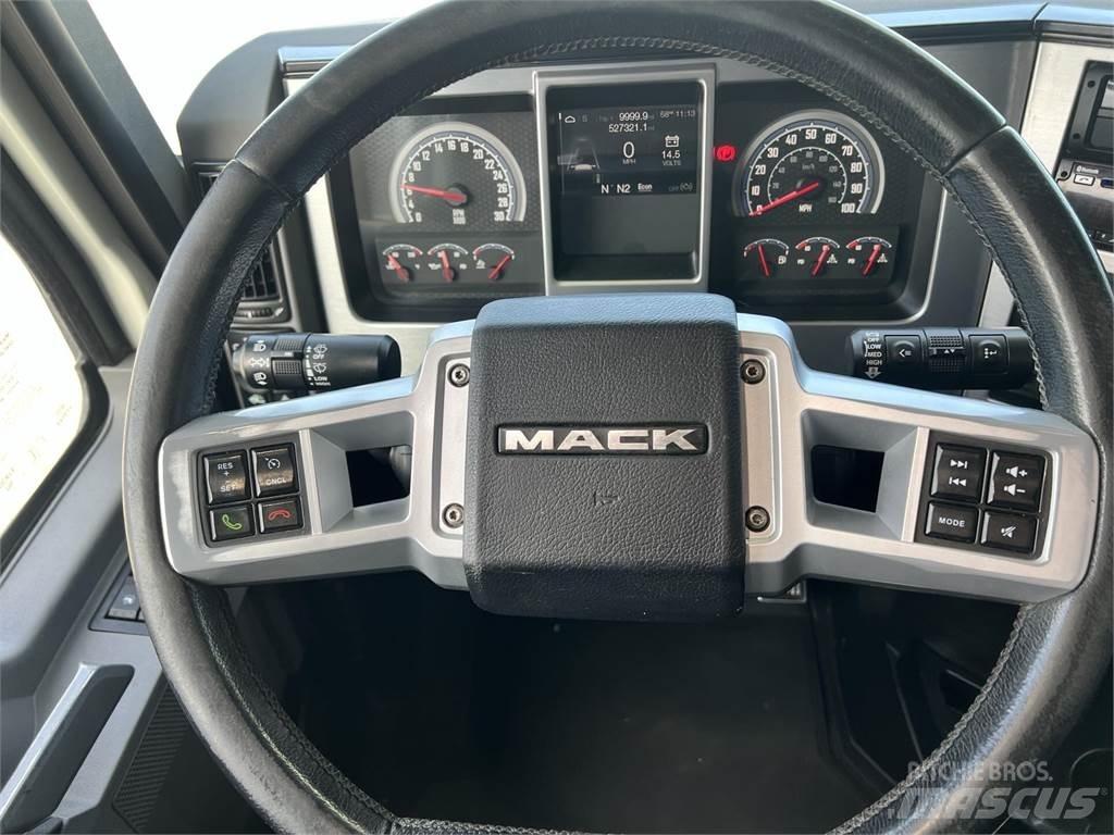 Mack AN64T Truck Tractor Units