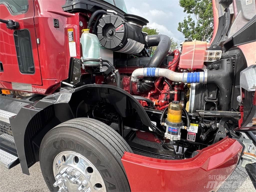 Mack AN64T Truck Tractor Units
