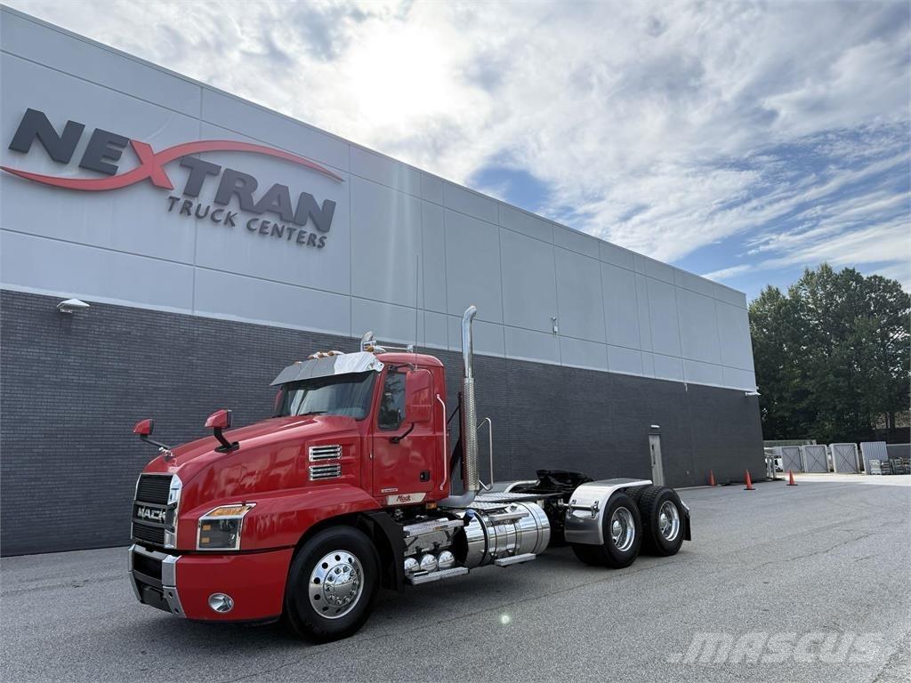 Mack AN64T Truck Tractor Units