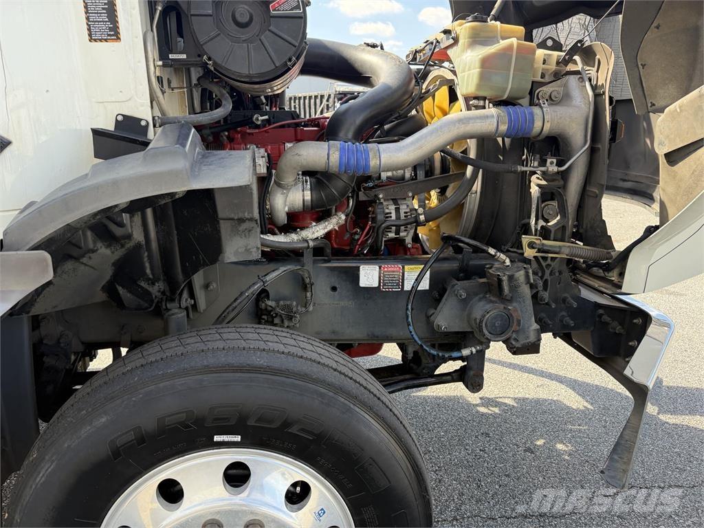 Mack GR64B9 Truck Tractor Units