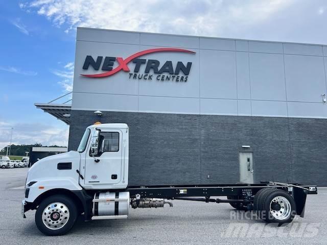Mack MD6 42R Chassis Cab trucks