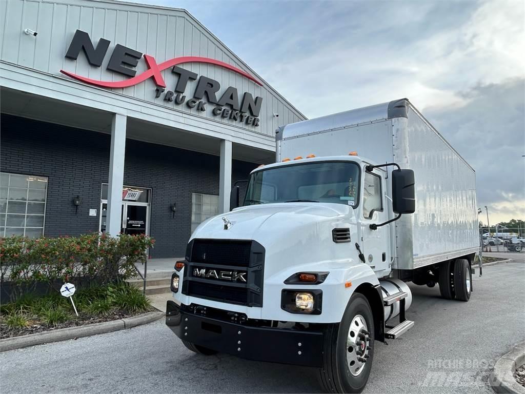 Mack MD6 42R Chassis Cab trucks