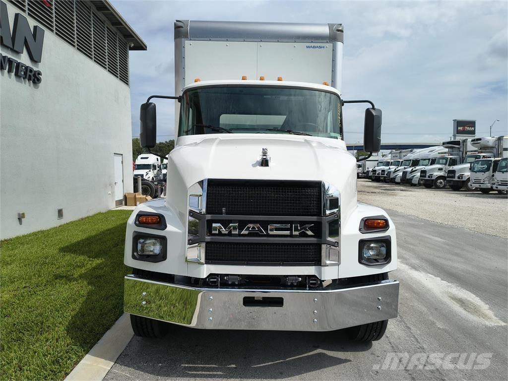 Mack MD6 42R Van Body Trucks