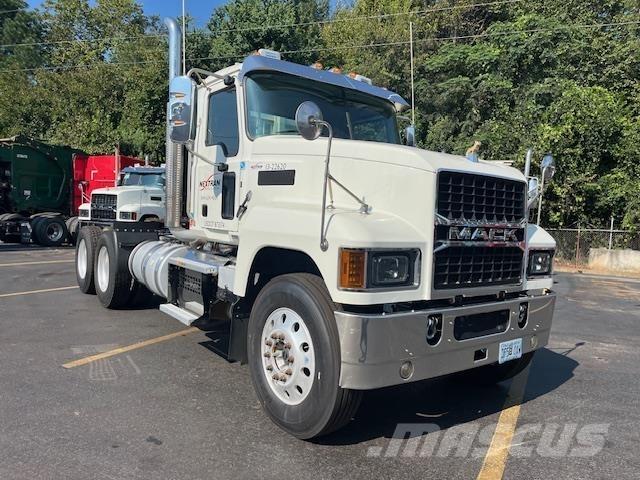 Mack PI64T Truck Tractor Units