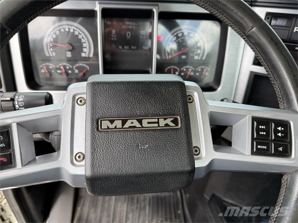 Mack PI64T Truck Tractor Units