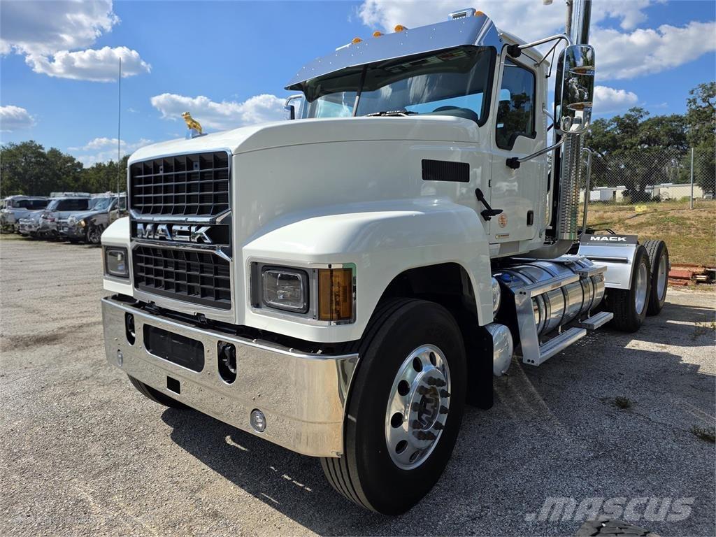 Mack PI64T Truck Tractor Units