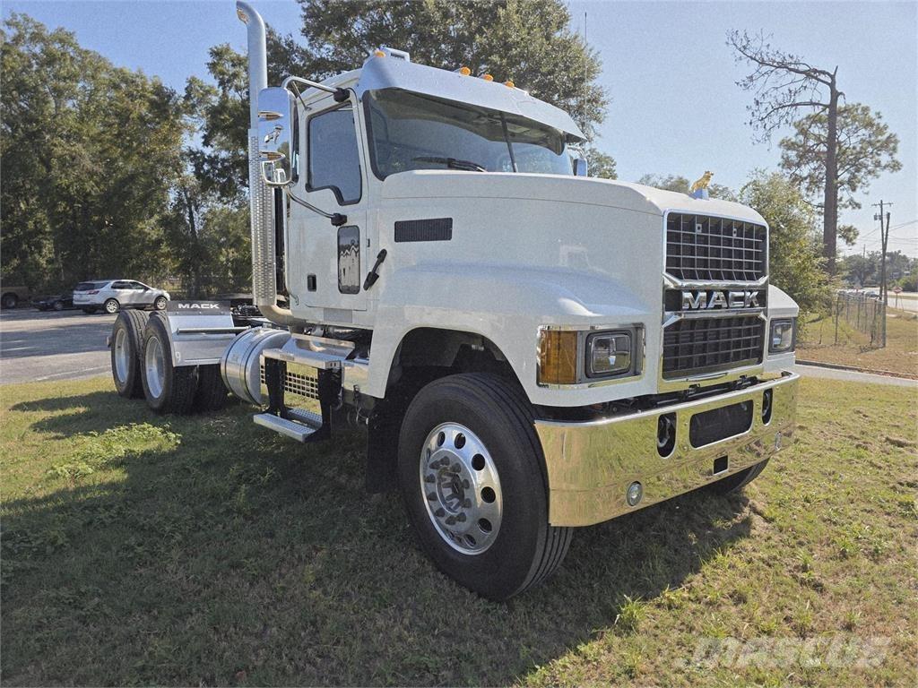 Mack PI64T Truck Tractor Units