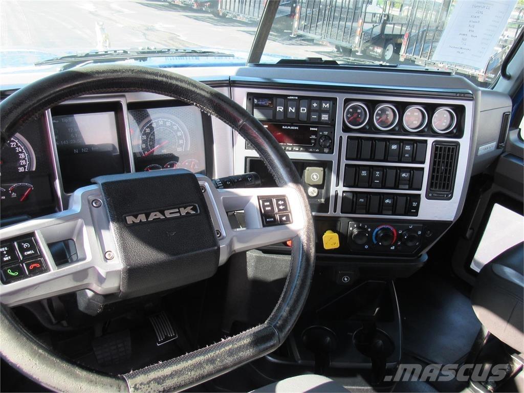 Mack PI64T Truck Tractor Units