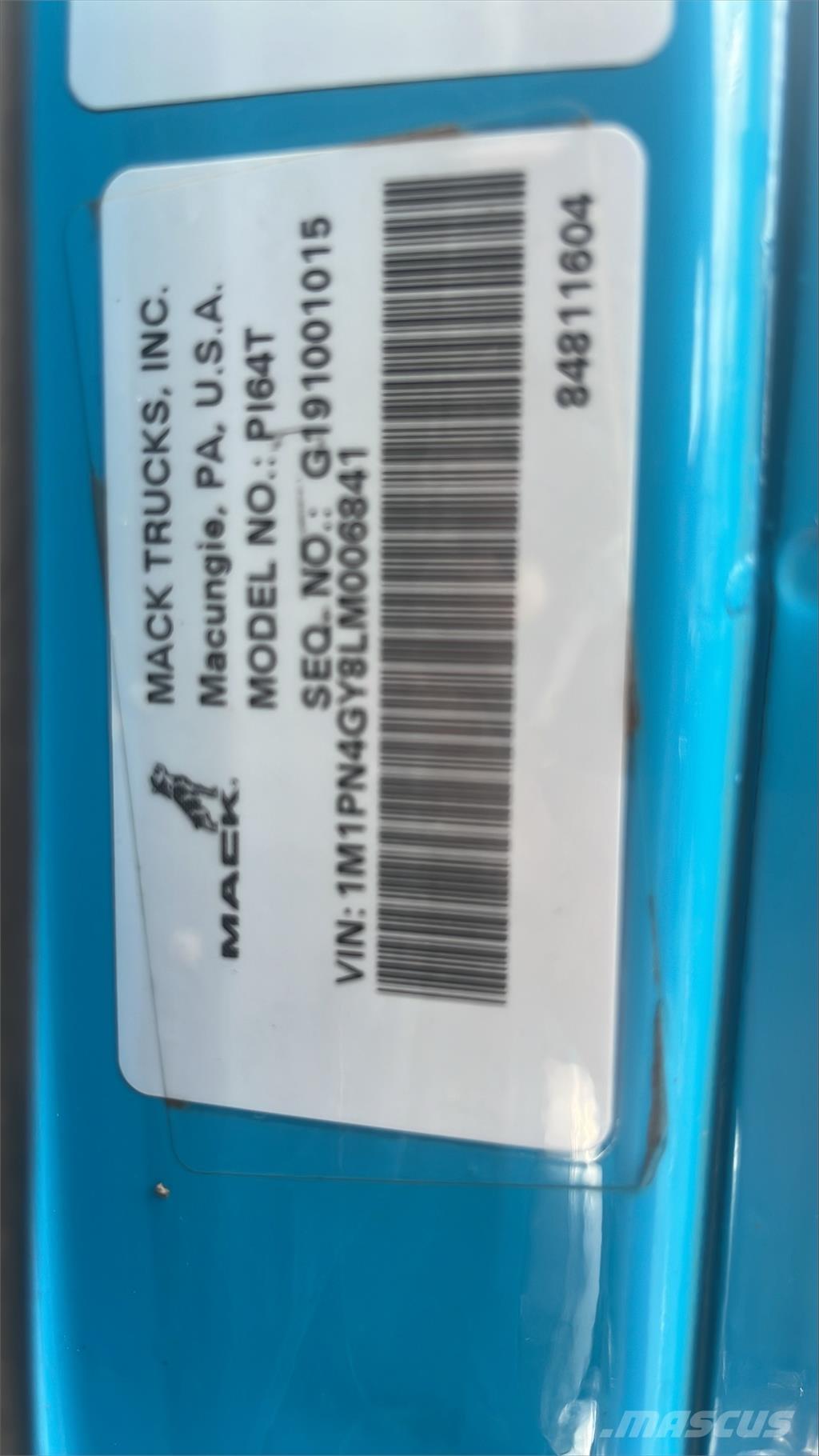 Mack PI64T Truck Tractor Units