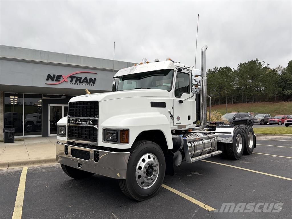 Mack PI64T Truck Tractor Units