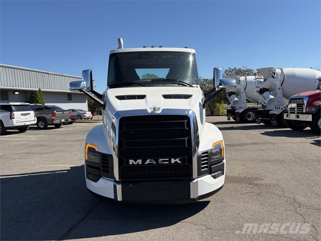 Mack PR64T Truck Tractor Units