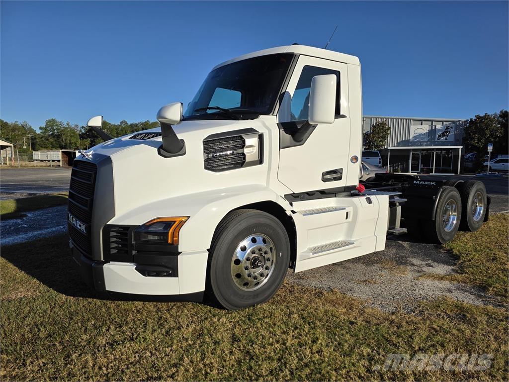 Mack PR64T Truck Tractor Units