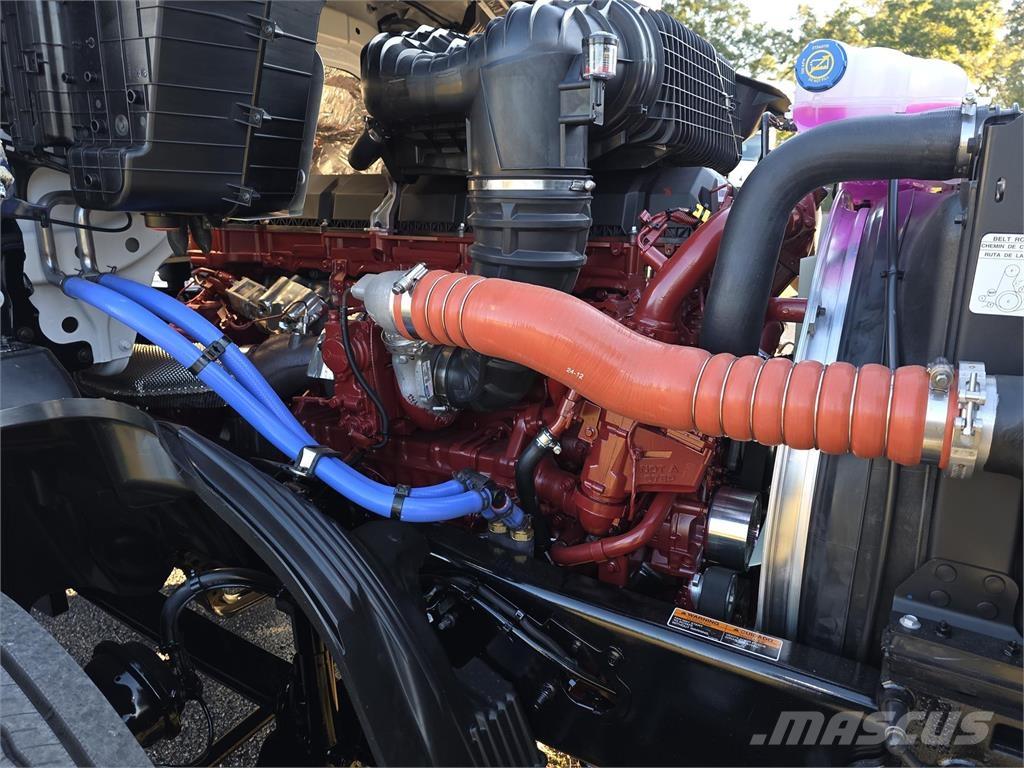 Mack PR64T Truck Tractor Units