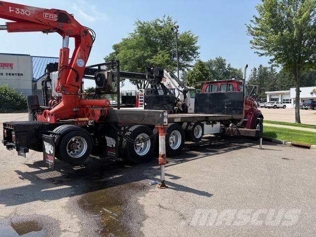 Sterling TRUCK LT9522 Truck Tractor Units