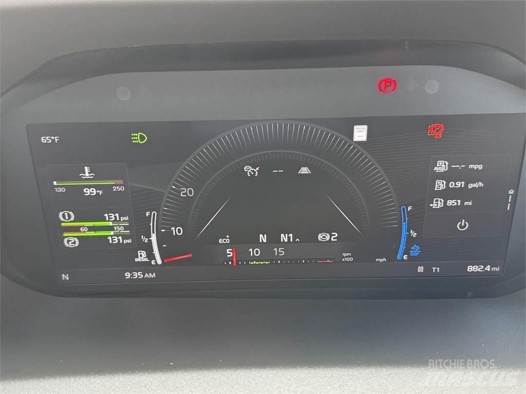Volvo VNL64T300 Truck Tractor Units
