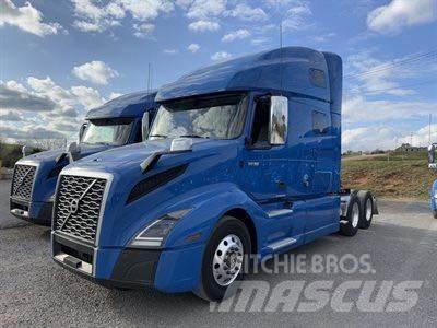 Volvo VNL64T760 Truck Tractor Units
