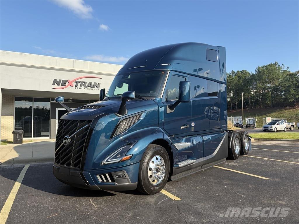 Volvo VNL64T860 Truck Tractor Units