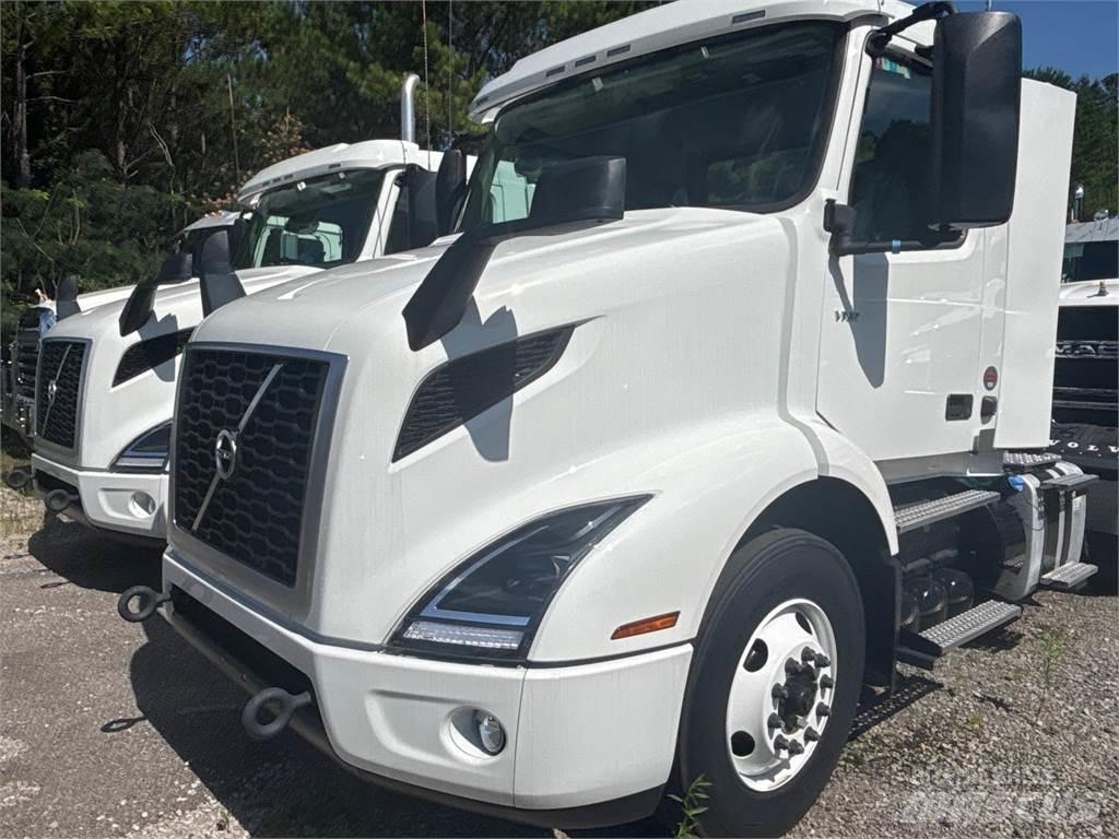 Volvo VNR42T300 Truck Tractor Units